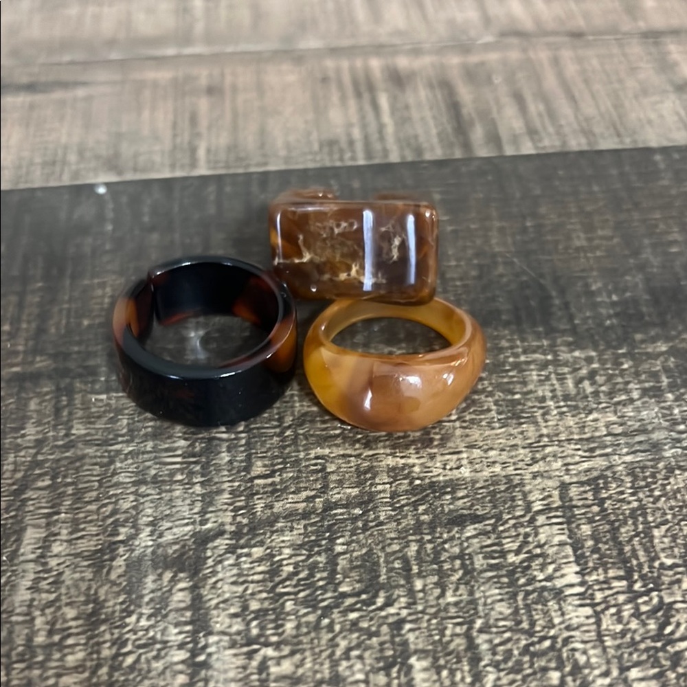 Vintage Brown and Black Resin Rings Set